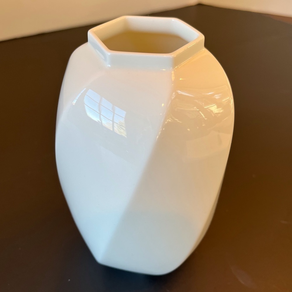 Mikasa Bone China White Hexagonal Swirl Vase